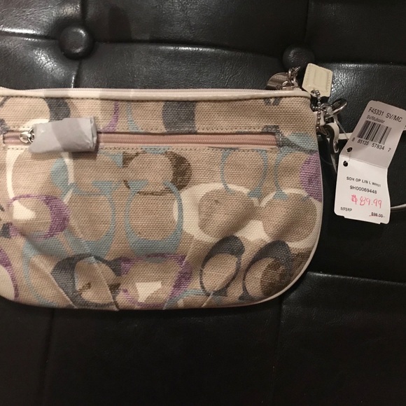Coach Wristlet/Wallet - Picture 2 of 3